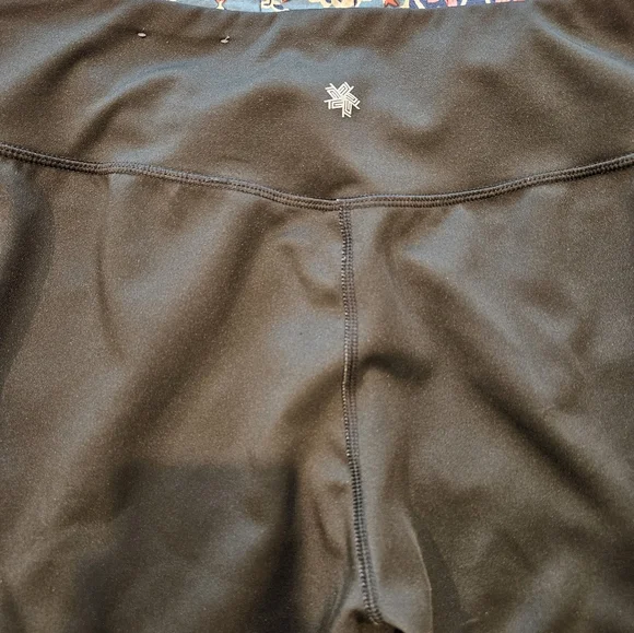 Tek Gear Capri yoga pants womans size XL black athletic workout yoga Capri EUC - Picture 6 of 6